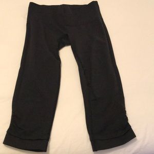 Lululemon cropped leggings